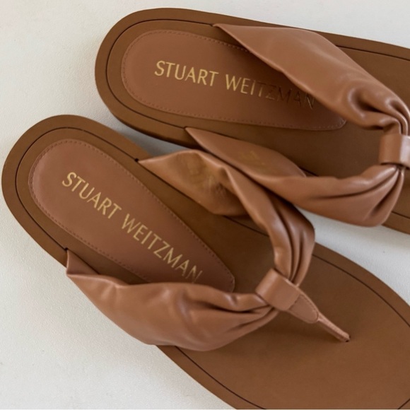 Stuart Weitzman Cassie Sandal Flip Flop Thong Flat Puff Leather Designer Tan 9 - Picture 5 of 10